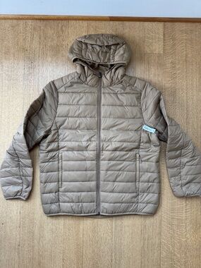 Amazon Essentials Men's Quilted Hooded Puffer Jacket in Taupe